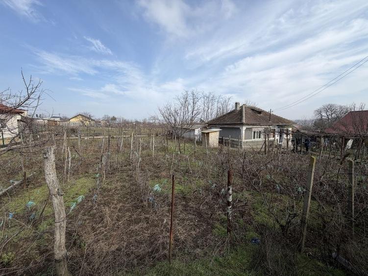 Casă cu 3 camere în Central
