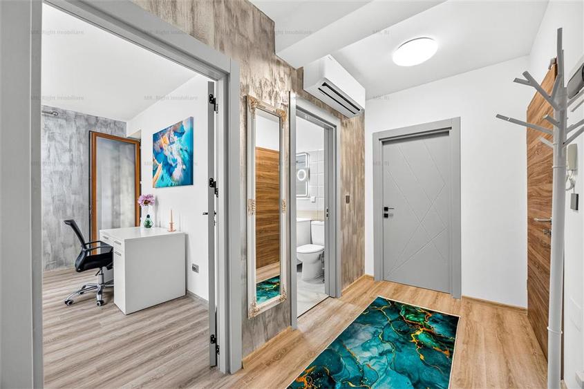 Apartament cu 2 camere decomandat în Tractorul