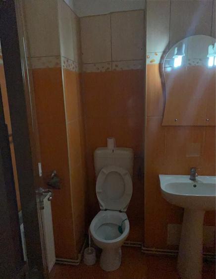 Apartament cu 3 camere în Pandurilor