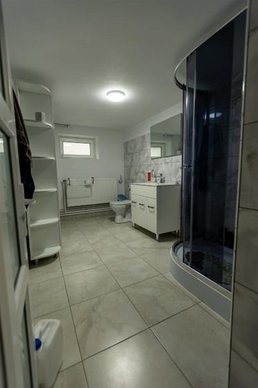 Casă individuală cu 5 camere cu Canalizare în Cheia