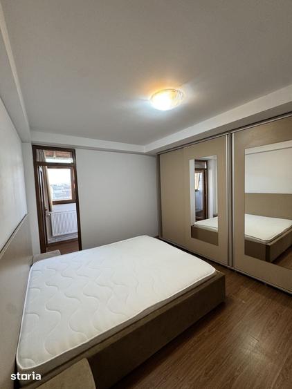 Apartament cu 3 camere în Micro 3