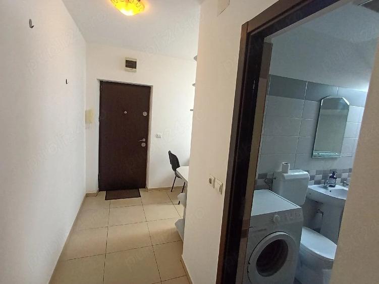 Garsonieră decomandată în Soarelui