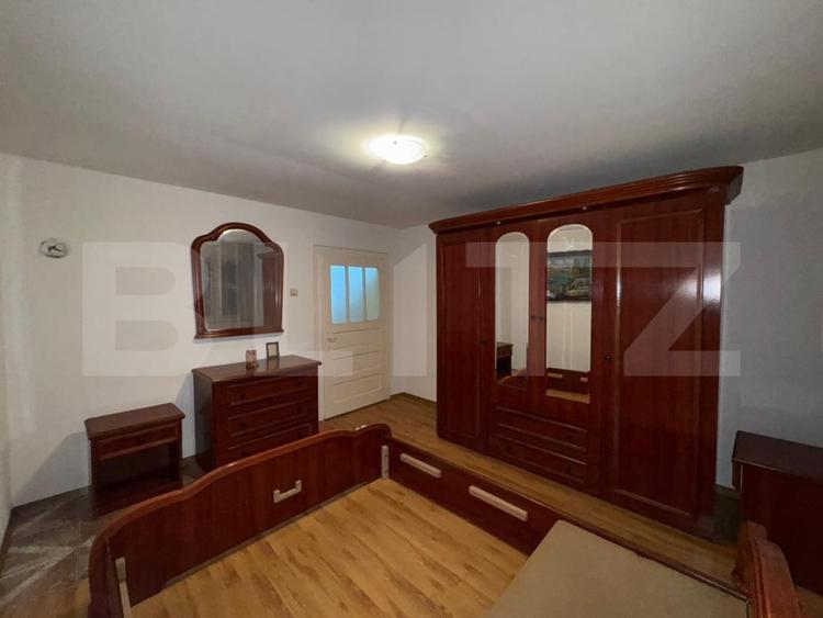 Casă individuală cu 4 camere cu Teren 5594 Mp în Crișcior