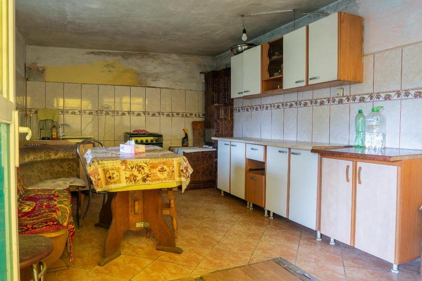 Casă individuală cu 5 camere în Buturugeni