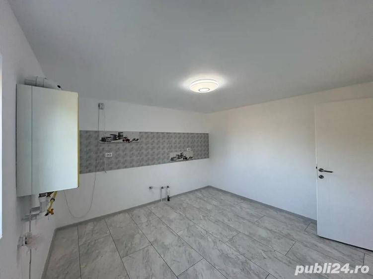 Vand casa Roman - 6
