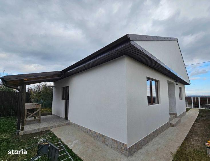 Casă cu 4 camere cu Teren 77 Mp în Tulucești