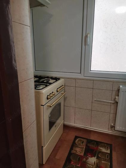Apartament cu 3 camere decomandat în Alecu Russo