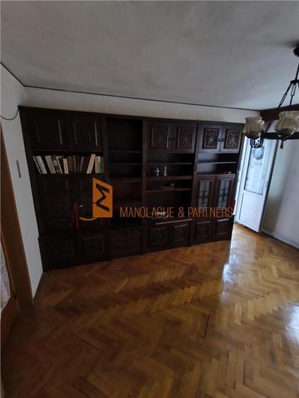 Apartament cu 3 camere decomandat, mobilat în 23 August