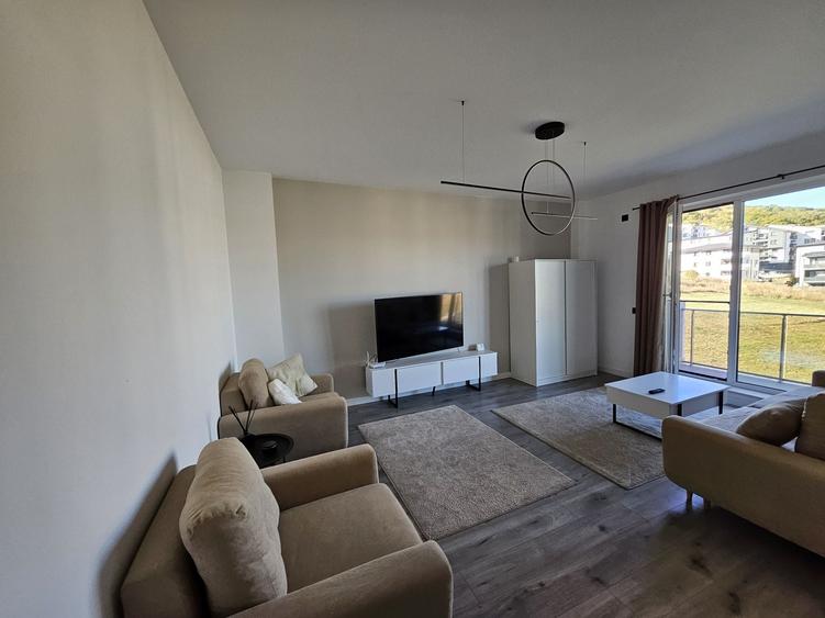 Apartament cu 2 camere decomandat în Florești