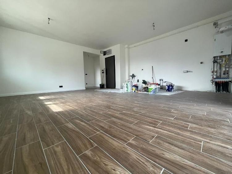 Apartament cu 2 camere semidecomandat în Furnica
