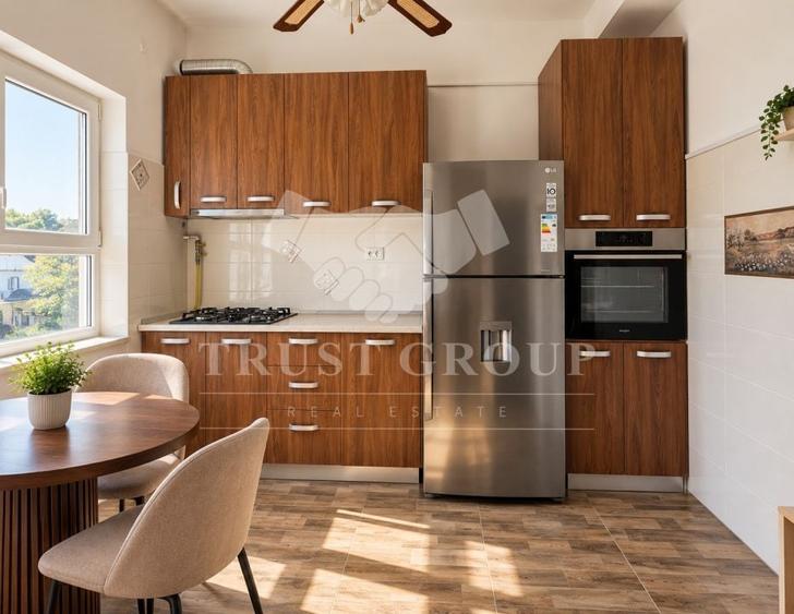 Apartament cu 5 camere semidecomandat în Matei Voievod
