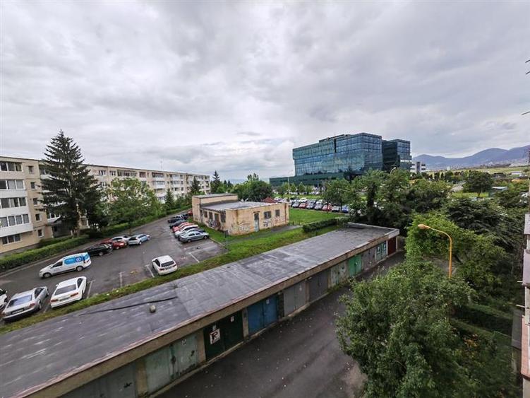 Apartament cu 2 camere semidecomandat, mobilat în Astra