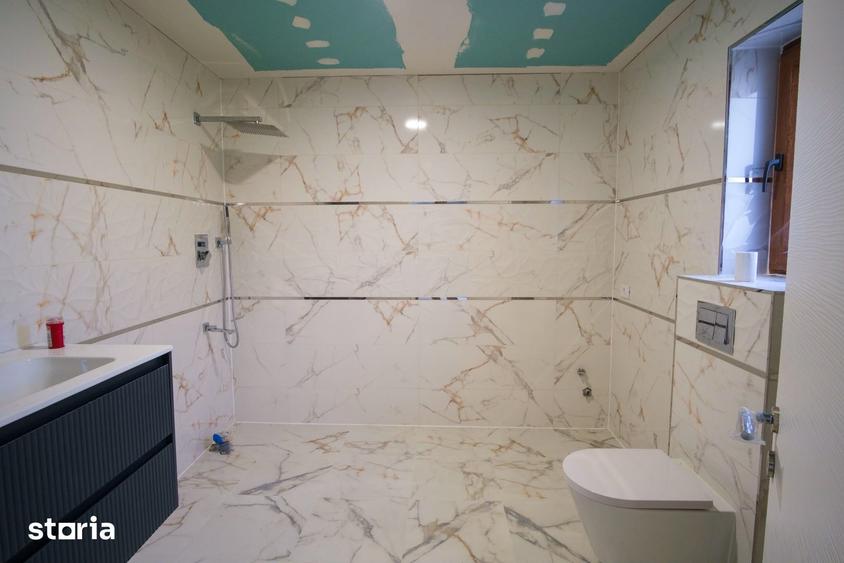 Casă cu 5 camere cu Teren 1352 Mp în Central
