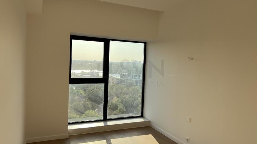 Apartament cu 3 camere decomandat în Floreasca