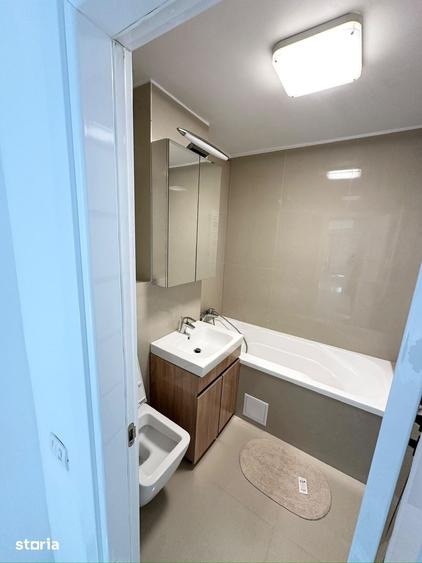 Apartament cu 3 camere semidecomandat în Drumul Taberei