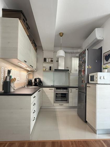 Apartament cu 3 camere decomandat, mobilat în Braytim