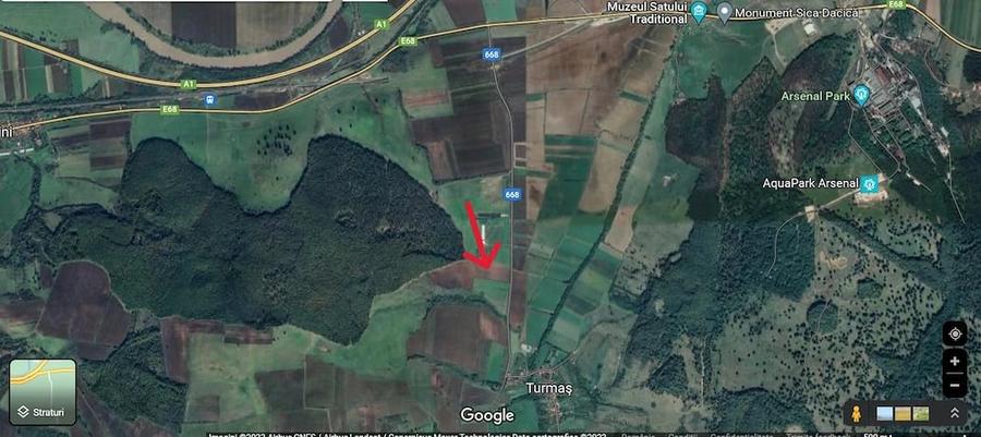 Teren de 40000 mp, în Mărtinești