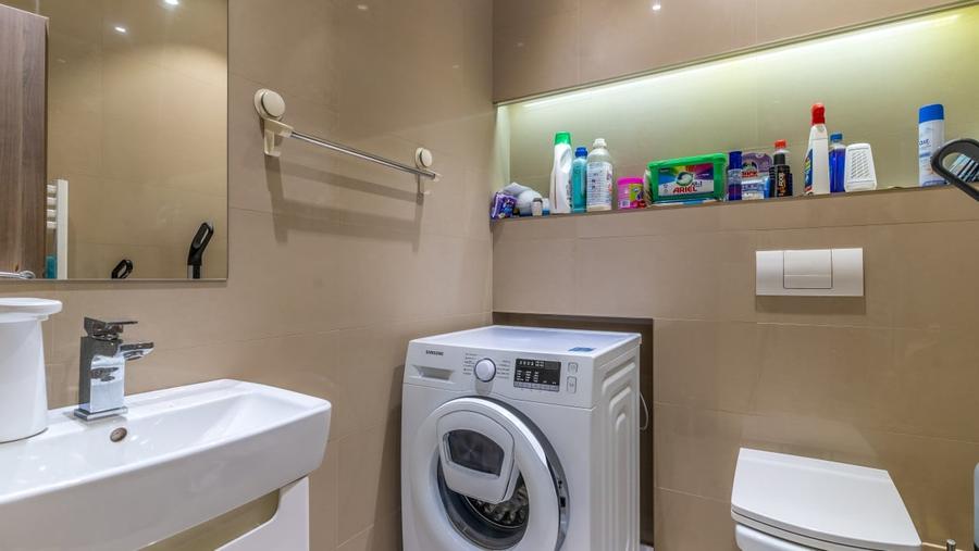 Casă individuală cu 4 camere cu Piscina în Borhanci