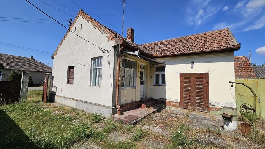 Casă cu 4 camere în Galșa