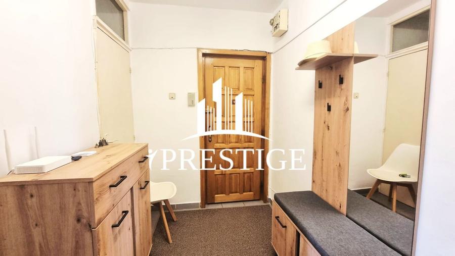 Apartament cu 3 camere decomandat, mobilat în Terezian