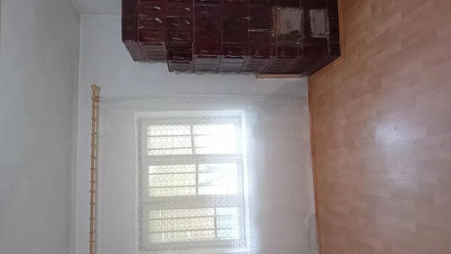 Casă cu 3 camere cu Teren 1250 Mp în Valea Stanciului