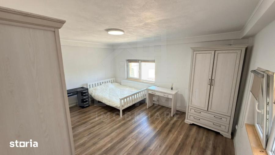 Casă cu 4 camere cu Teren 562 Mp în Cernele