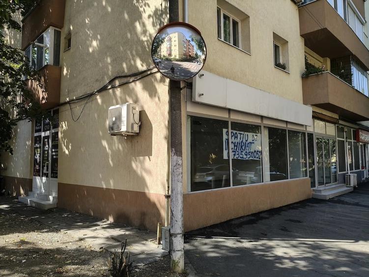 Spațiu comercial, de 70 mp, în Central