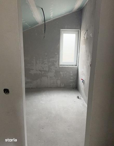 Casă cu 4 camere cu Teren 886 Mp în Sava