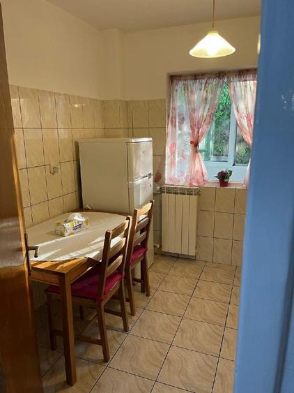 Apartament cu 2 camere decomandat în Floreasca