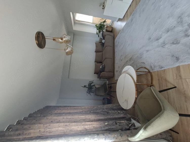 Apartament cu 2 camere decomandat în Noua