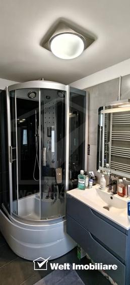 Casă cu 4 camere cu Canalizare în Baciu