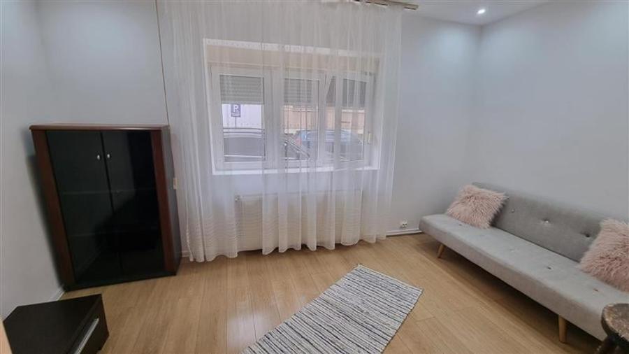 Apartament cu 2 camere decomandat, mobilat în Foișorul de Foc