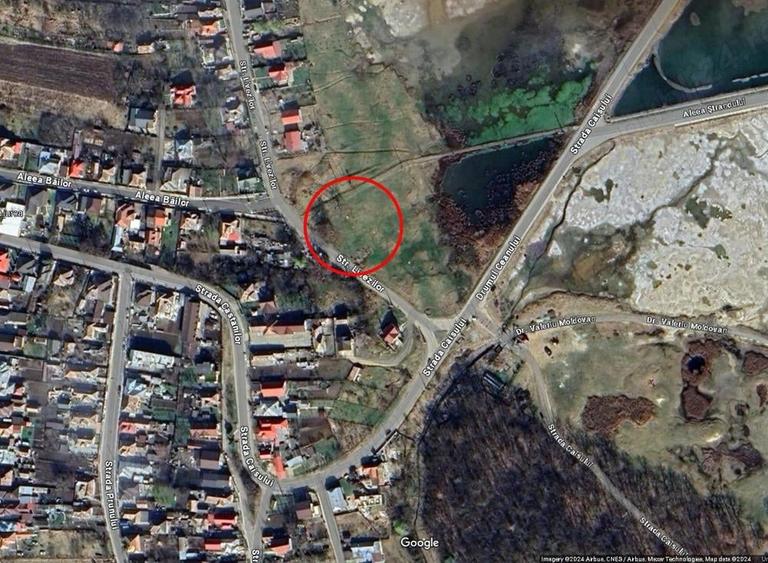 Teren de 1220 mp, în Central