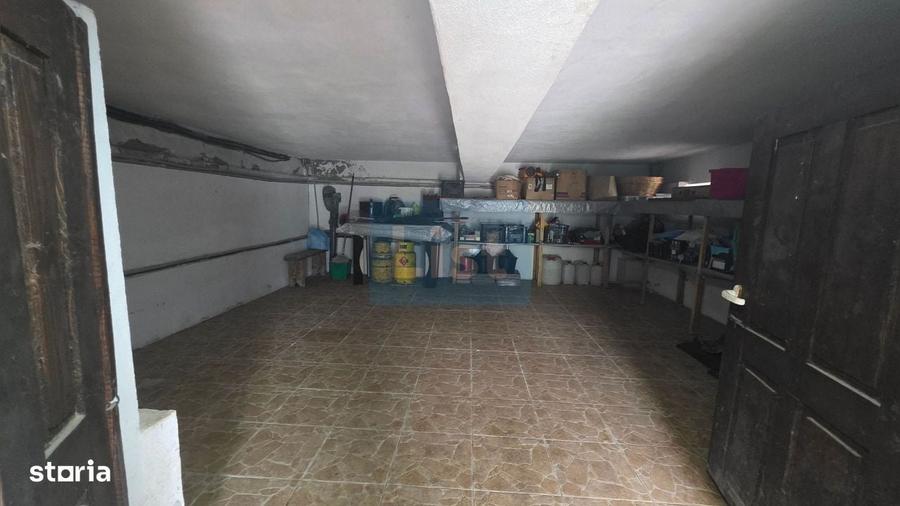 Vila in Dubova, langa Dunare, teren 1361 mp - 13