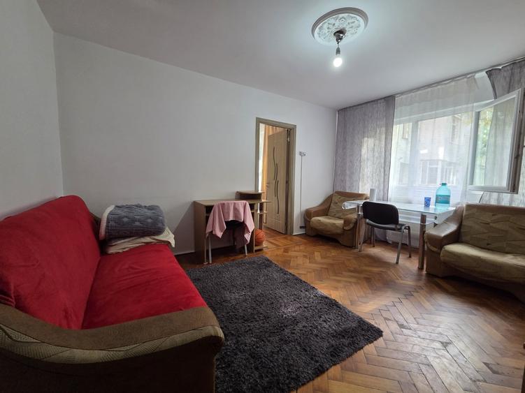 Apartament cu 2 camere nedecomandat în Alexandru cel Bun