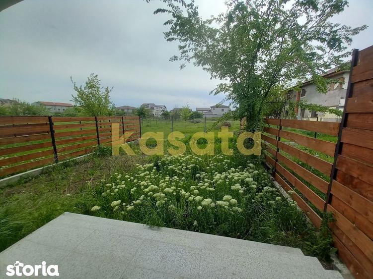 Casă cu 3 camere cu Canalizare în Central