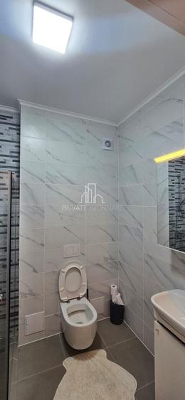 Apartament cu 3 camere decomandat în Est