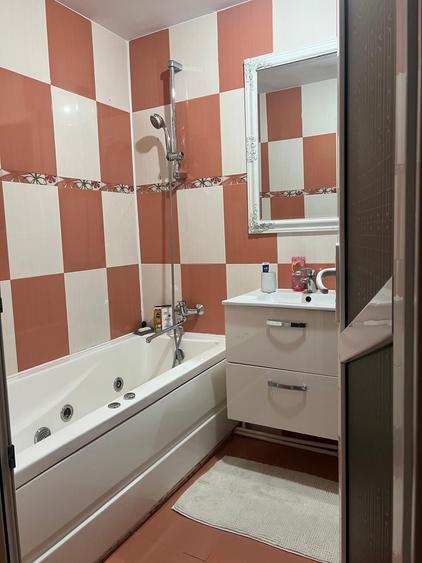Apartament cu 2 camere decomandat în Dorobanți