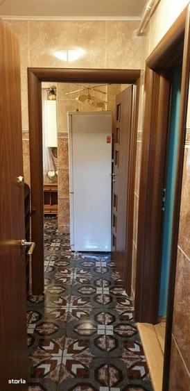 Apartament cu 2 camere decomandat în Valea Ialomiței