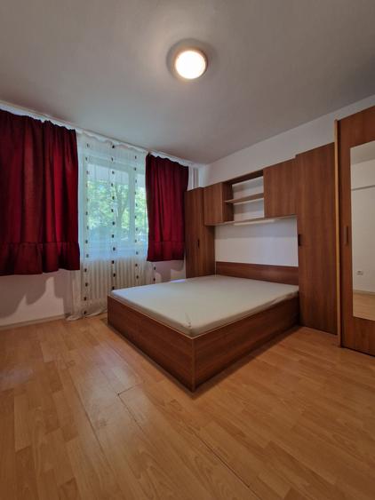 Apartament cu 2 camere semidecomandat în Dosu Bricii