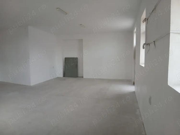 Spațiu comercial, de 140 mp, în Central