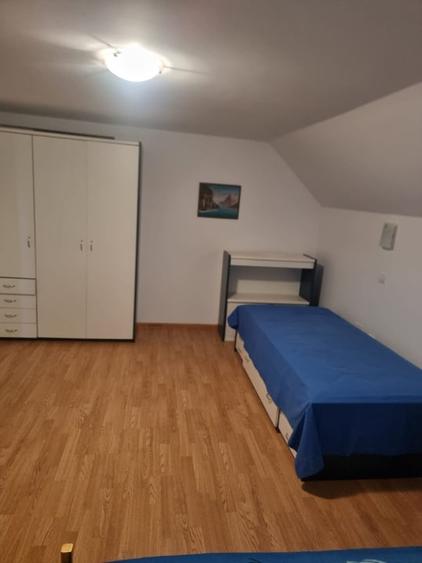 Casă individuală cu 5 camere cu Canalizare în Frătăuții Vechi