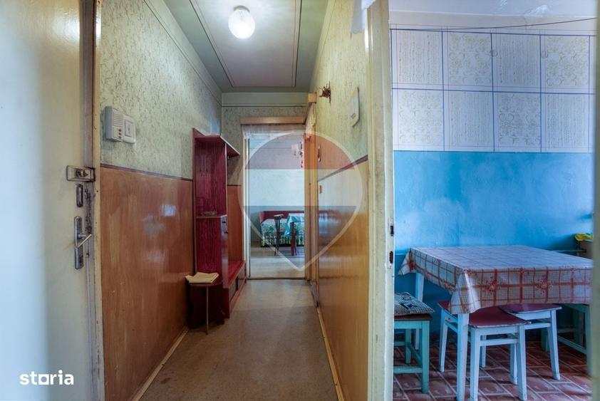 Apartament cu 2 camere decomandat în Central