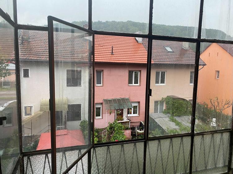 Apartament cu 2 camere semidecomandat în Luncă