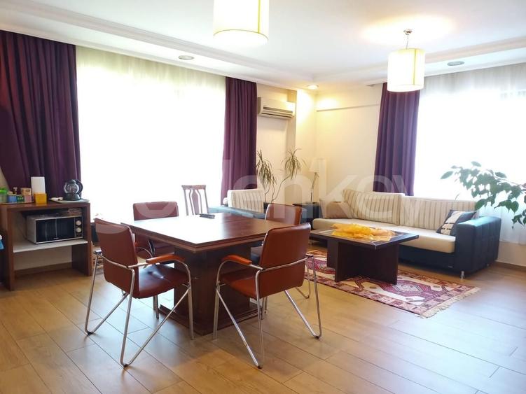 Apartament cu 3 camere decomandat, mobilat în Pipera