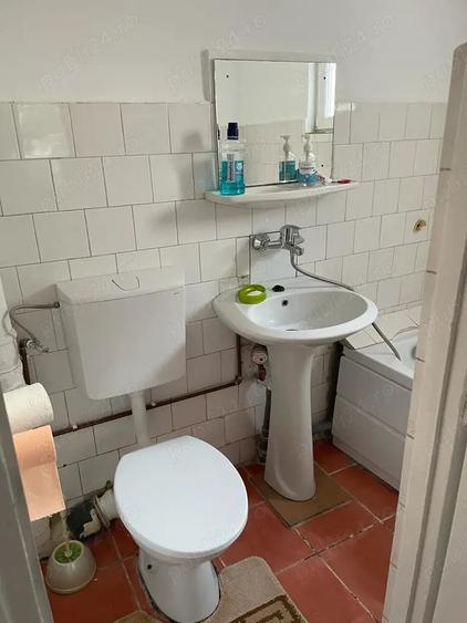 Apartament cu 2 camere semidecomandat în Tipografilor