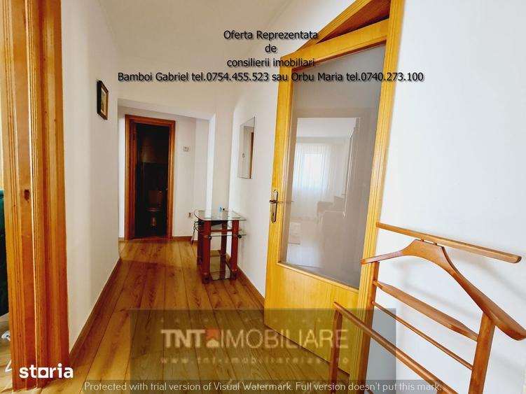 Apartament cu 4 camere decomandat în Piața Unirii