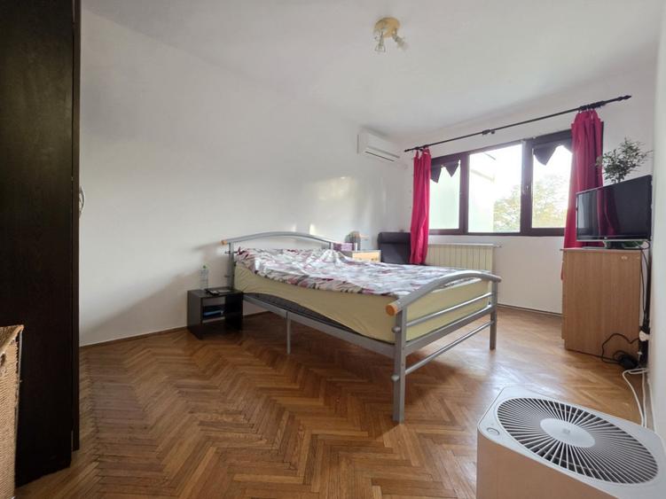 Apartament cu 3 camere în Dristor