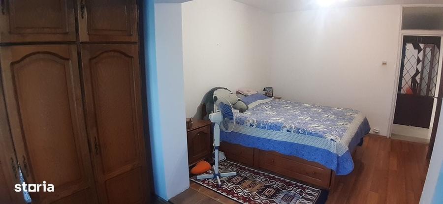 Vindem 2 camere Scriitorilor, parter cu balcon 68 mp. - 3