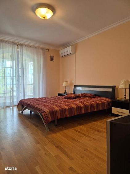Vila Tip Duplex, 8 Camere, Teren 1100 Mp, Finisajele de Lux - 2